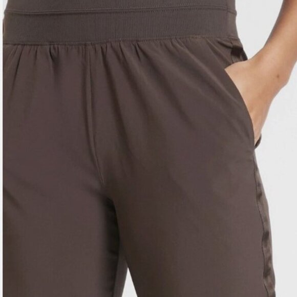 Athleta Nolita Slim Tapered Crop Pant | Size 26 | NWT  2X-3X - Picture 3 of 13